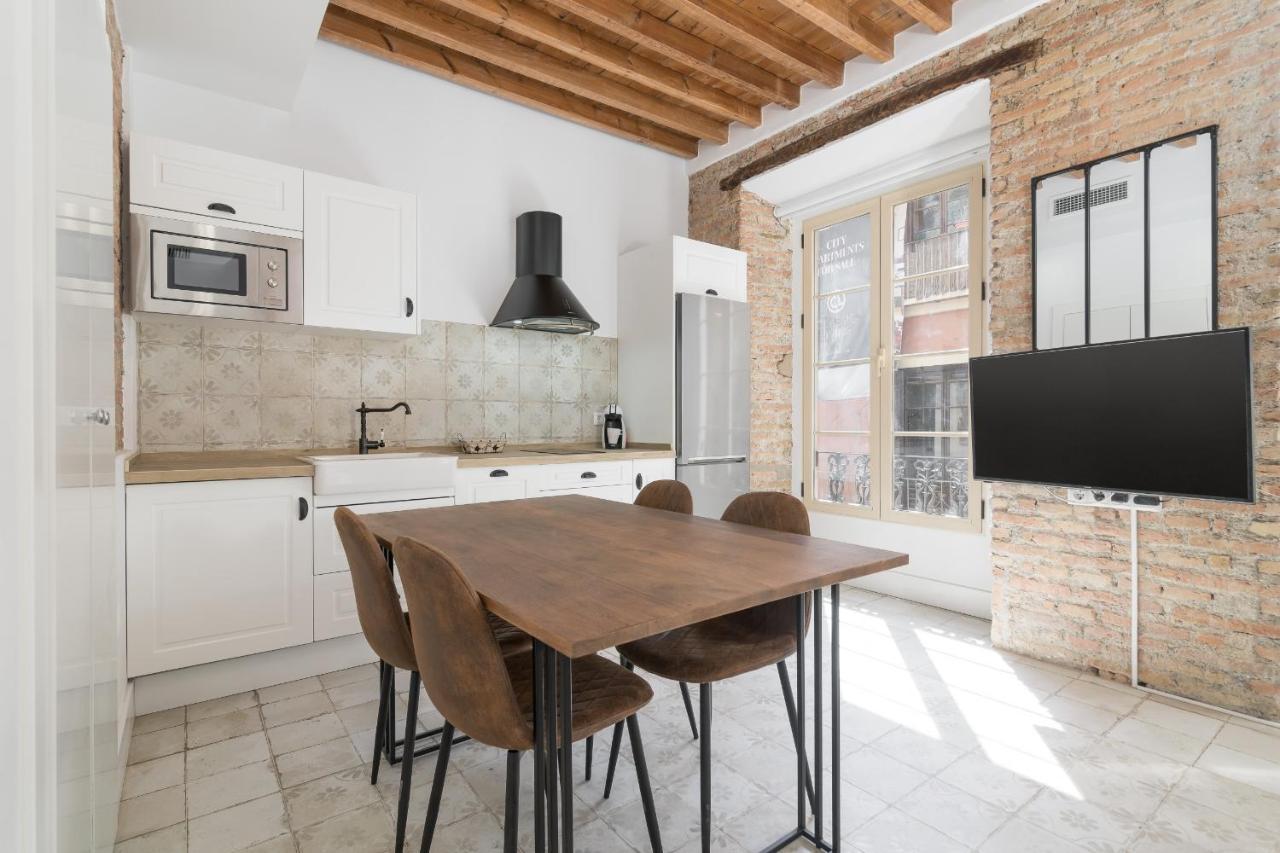 Suite Homes Sweet Alamos مالقة المظهر الخارجي الصورة