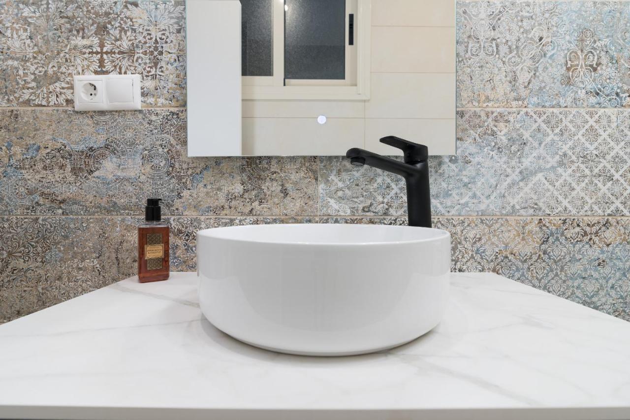 Suite Homes Sweet Alamos مالقة المظهر الخارجي الصورة